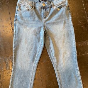 Seven7 Capri Skinny Jeans